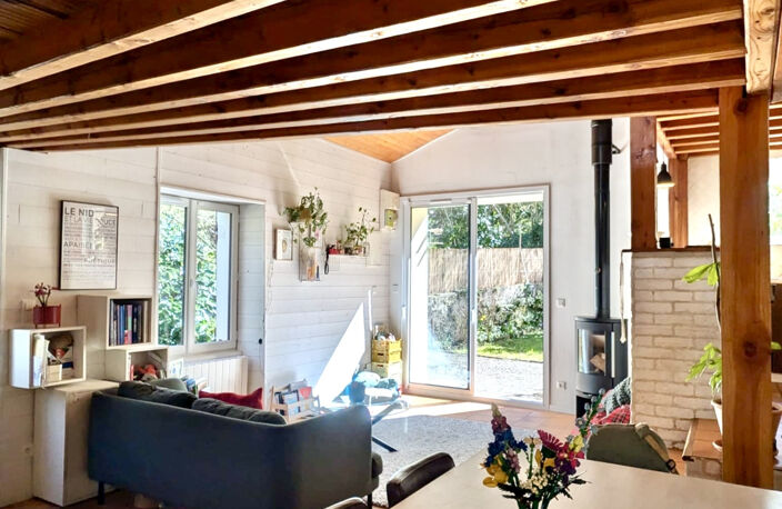 Maison de caractère 85 m2 | Pierre & poutres | Jardin arboré — photo 2