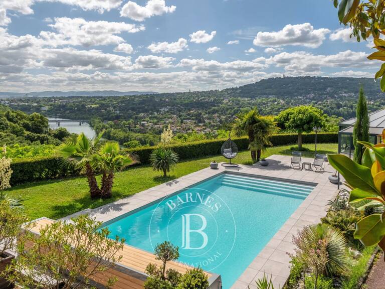 Fontaines Sur Saône - Maison de 284 m² environ - 5 Chambres - Terrain de 1Ha — photo 1
