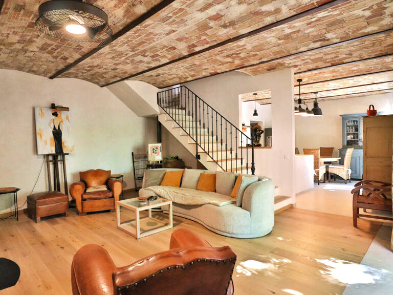 Dept 84 - Apt - Maison de ville neuve avec extérieur et park — photo 1