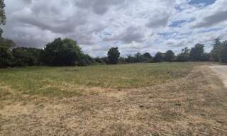 Terrain  3724 m² à vendre à Bernay-Saint-Martin (17330)
