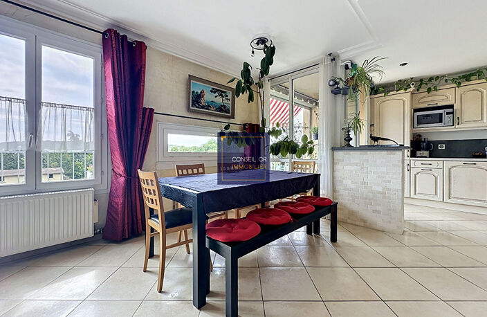 Appartement Brignais - hyper centre - T4 — photo 4