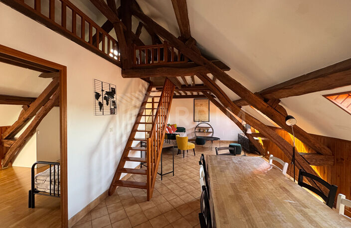 POUILLY SUR LOIRE Immeuble de rapport comprenant 5 appartements — photo 3