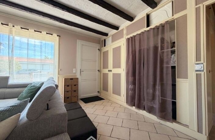 Maison - 117m² - Dangé-Saint-Romain — photo 3