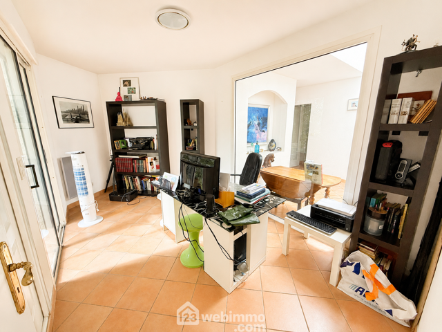 Villas - 220m² - Saint-Aunès — photo du bien