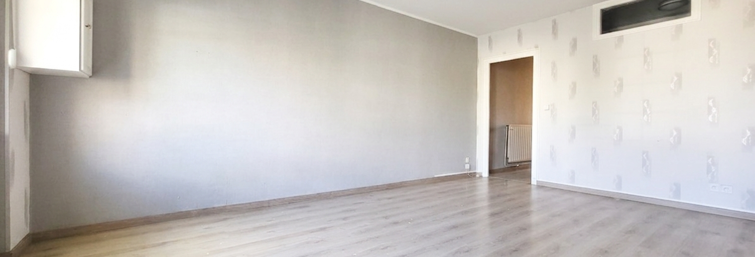 Maison 4 Pièces 110 m² à vendre à Neufmanil (08700)