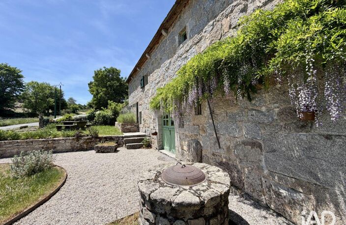 Vente Maison/villa 7 pièces — photo 2