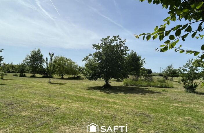 Longère en cours de rénovation sur 2 hectares — photo 3