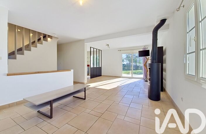 Vente Maison/villa 7 pièces — photo 2