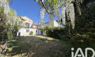 Maison 8 Pièces 240 m² à vendre à Saint-Amant-de-Boixe (16330)