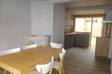 Appartement 4 pièces 890 €