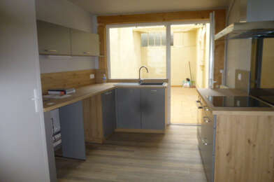 Appartement 4 pièces 890 €