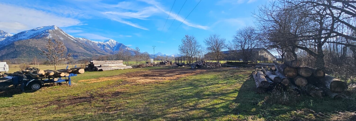 Terrain  1677 m² à vendre à Saint-Bonnet-en-Champsaur (05500)