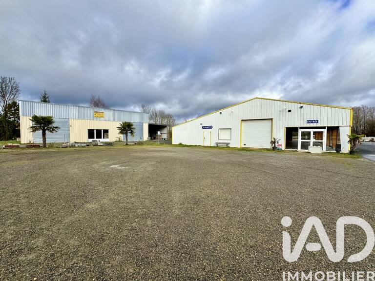 Vente Boutique/Local commercial 1 200 m&sup2; — photo 1