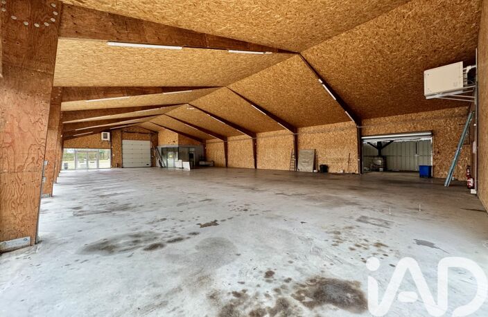 Vente Boutique/Local commercial 1 200 m&sup2; — photo 3