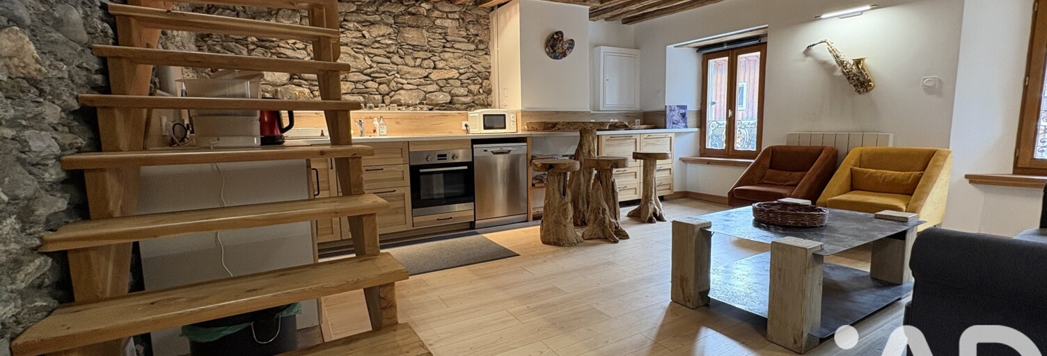 Immeuble  100 m² à vendre à Abriès-Ristolas (05460)