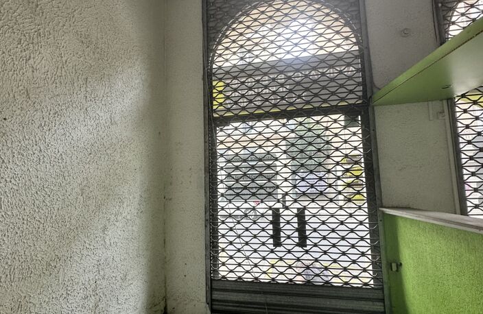 Vente Boutique/Local commercial 80 m&sup2; — photo 5