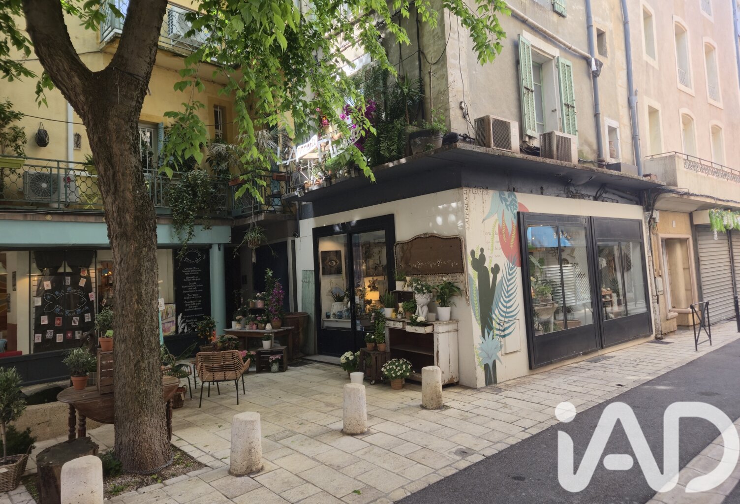 Vente Boutique/Local commercial 103 m&sup2; — photo 1