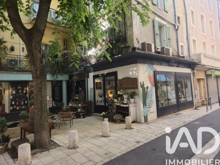 Vente Boutique/Local commercial 103 m&sup2; — photo 1