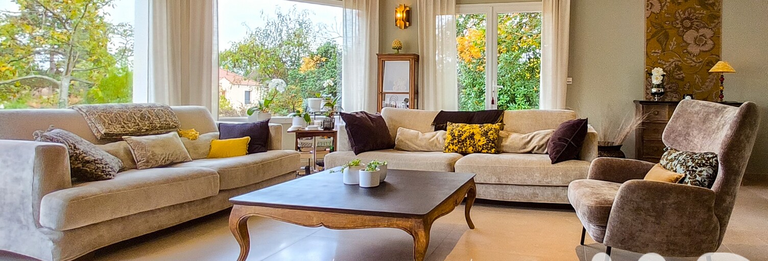 Maison 8 Pièces 203 m² à vendre à Vaux-sur-Seine (78740)