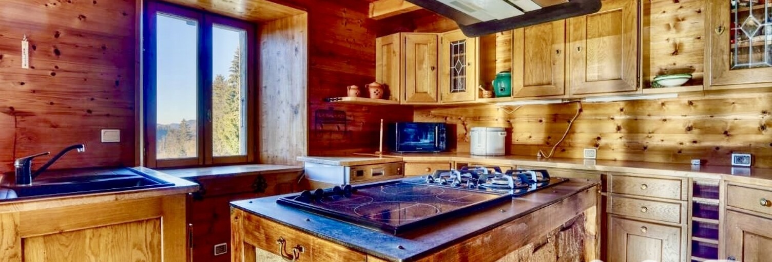 Maison 7 Pièces 300 m² à vendre à Arâches-la-Frasse (74300)