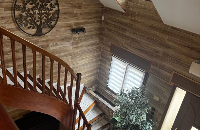 Vente Maison traditionnelle 7 pièces — photo 2