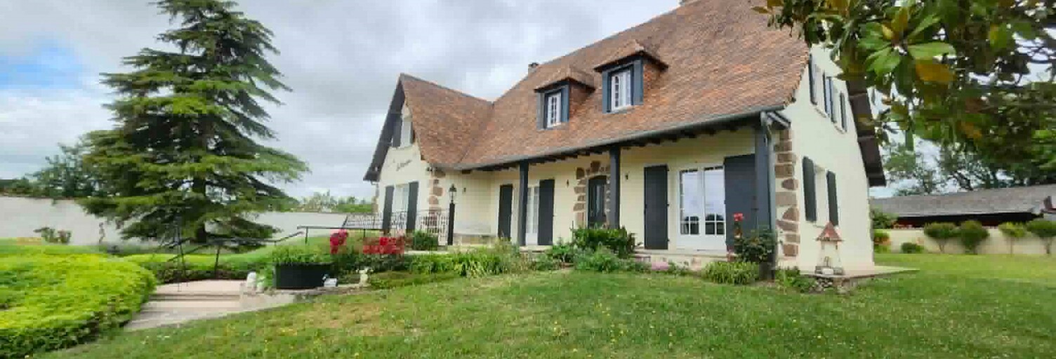 Maison 8 Pièces 211 m² à vendre à Mareuil en Périgord (24340)