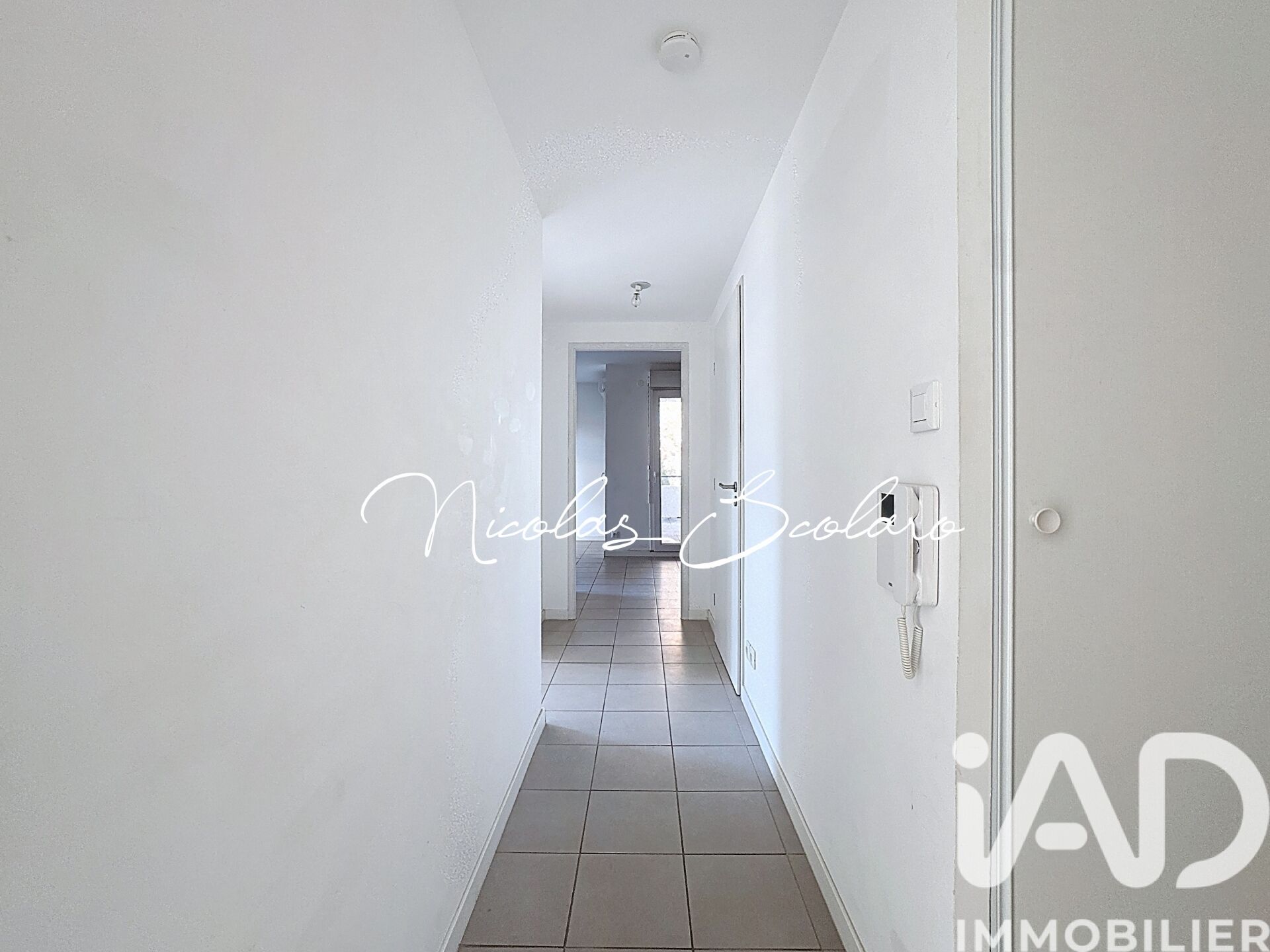 Vente Appartement 3 pièces - Photo 2