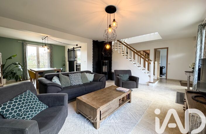 Vente Maison/villa 7 pièces — photo 2