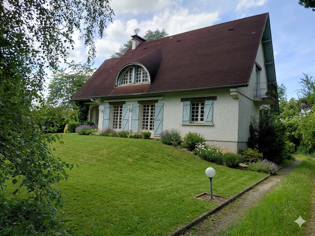 Villa de 184 m2 sur un terrain de 2 665 m2   Axe Lourdes-Pau — photo du bien