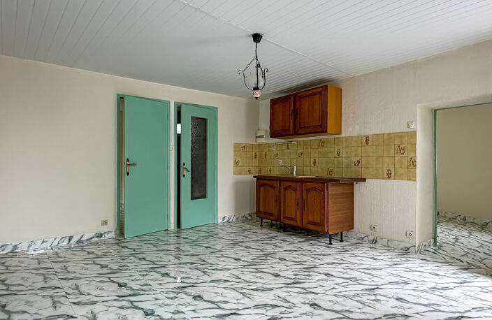LE BRICOLEUR DU REZ-DE-CHAUSSÉE — photo 2