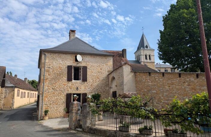 Maison en pierre de 5 pièces principales — photo 2