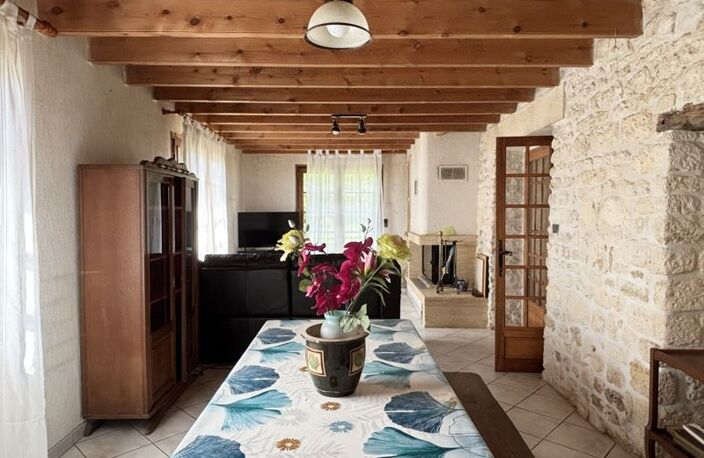 Maison en pierre de 5 pièces principales — photo 5