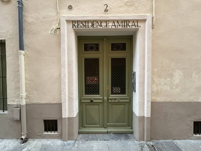 Immeuble -  Rue de la Révolution Française — photo 1