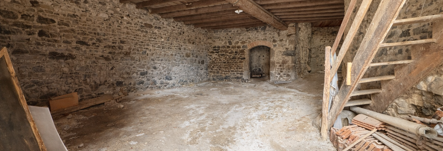 Maison 1 Pièce 230 m² à vendre à Saint-Julien-sur-Bibost (69690)