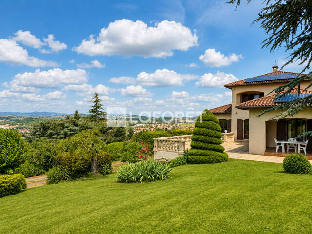 Maison Eveux 4 pièce(s) 130 m2 - 2381m2 terrain — photo du bien