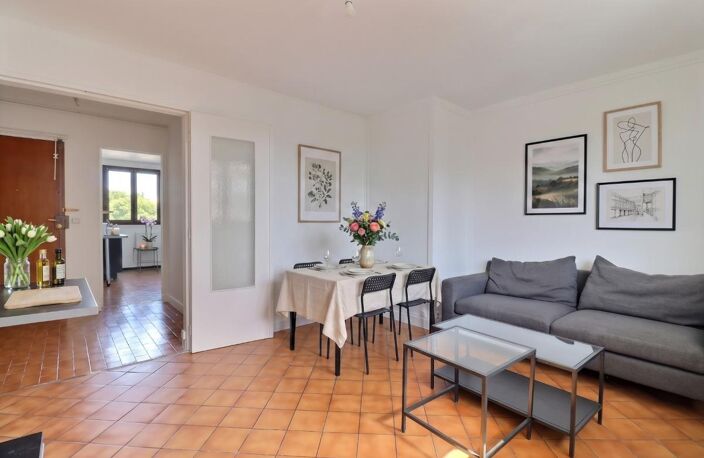 A seulement 6/7 MN A PIED DE LA GARE du centre ville a proximité du MONOPRIX bel appartement 62m2 3 pieces 2 chambres traversant  ideal 1er achat ou collocation possibilité de 3 chambres — photo 2
