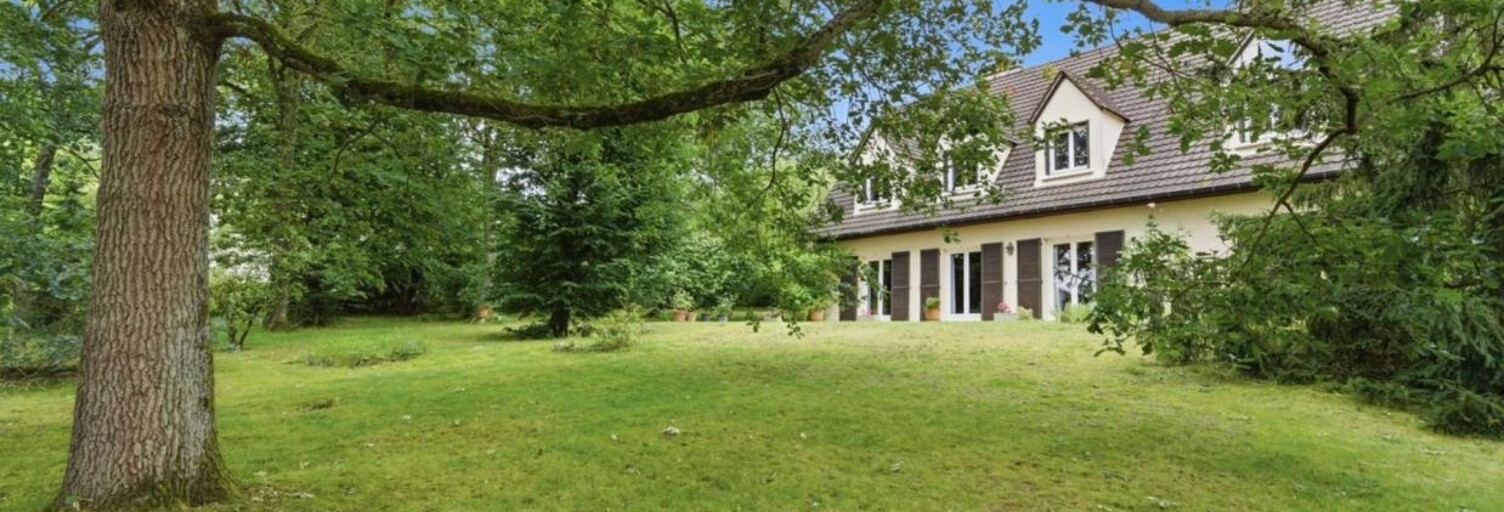 Maison 9 Pièces 247 m² à vendre à Saint-Germain-en-Laye (78112)
