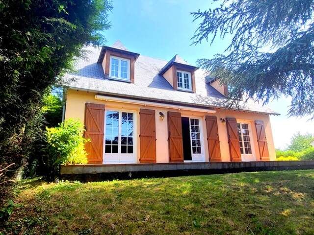 MAISON SUR SOUS-SOL TOTAL - 5 CHAMBRES ET VERANDA — photo du bien