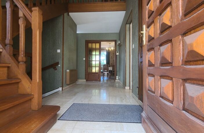 MAISON SUR SOUS-SOL TOTAL - 5 CHAMBRES ET VERANDA — photo 3