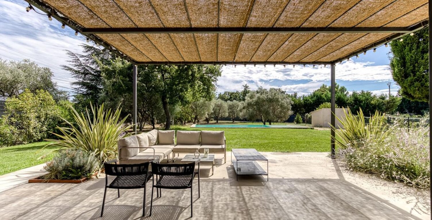 Propriété 8 pièces, piscine à débordement et oliveraie AIX EN PROVENCE (13) — photo 1