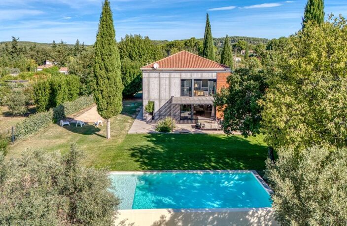 Propriété 8 pièces, piscine à débordement et oliveraie AIX EN PROVENCE (13) — photo 2
