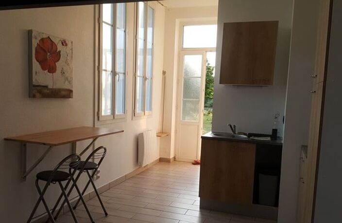 Studio — photo 2