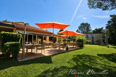 Commerce 35 pièces 1212000 €