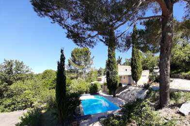 Maison 10 pièces 744000 €