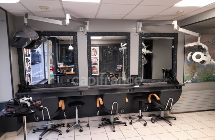 Fonds de commerce Salon de Coiffure - Emplacement n°1- SEES (61)- Orne - Normandie — photo 3