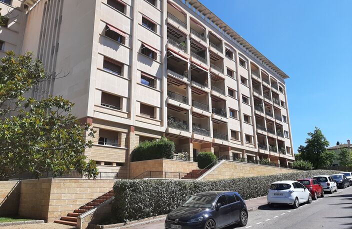 Appartement 91m² dernier étage avec Terrasse et vue exceptionnelle — photo 3