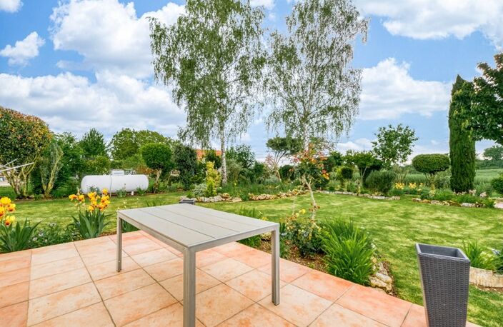 Christophe Michaudelle – EXCLUSIVITE CAPIFRANCE - vous propose proche de Lizy sur Ourcq : maison indépendante - 5 pièces - 109 m² - 3 chambres - 2 pièces d'eau - beau jardin plat et clos – terrasse - — photo 3