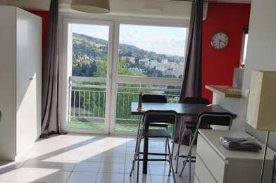 Appartement 1 pièces 450 €