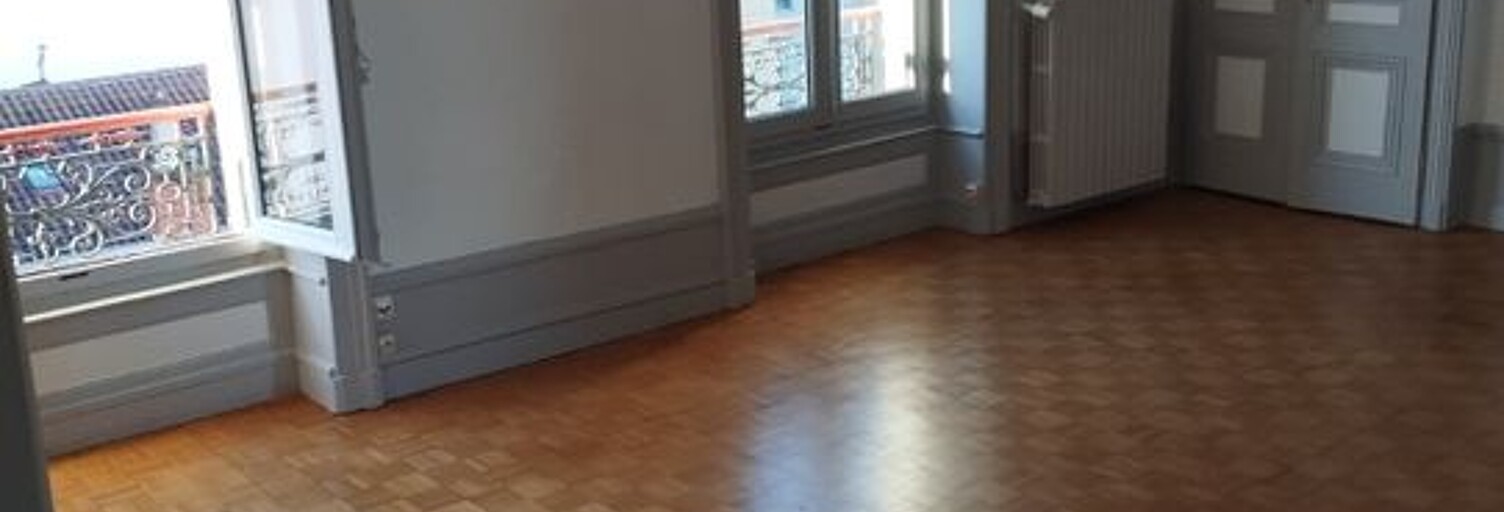 Appartement 5 Pièces 100 m² à louer à Lyon 2 (69002)