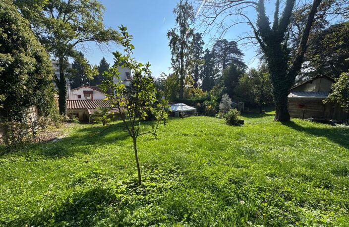 Champagne au Mont d'or, proche centre, maison 112m² sur terrain 1547m² — photo 2